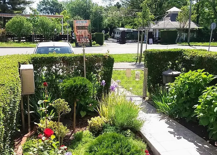 Libis Apartment Bük